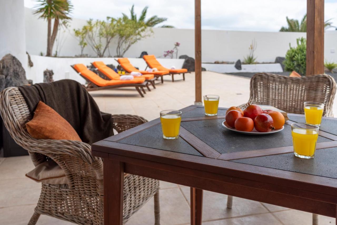 Casa Monicha Apartment Costa Teguise Luaran gambar