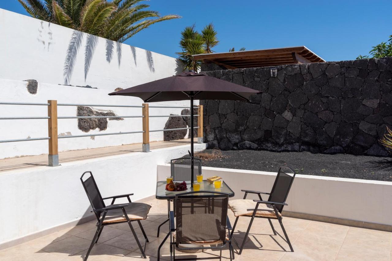 Casa Monicha Apartment Costa Teguise Luaran gambar